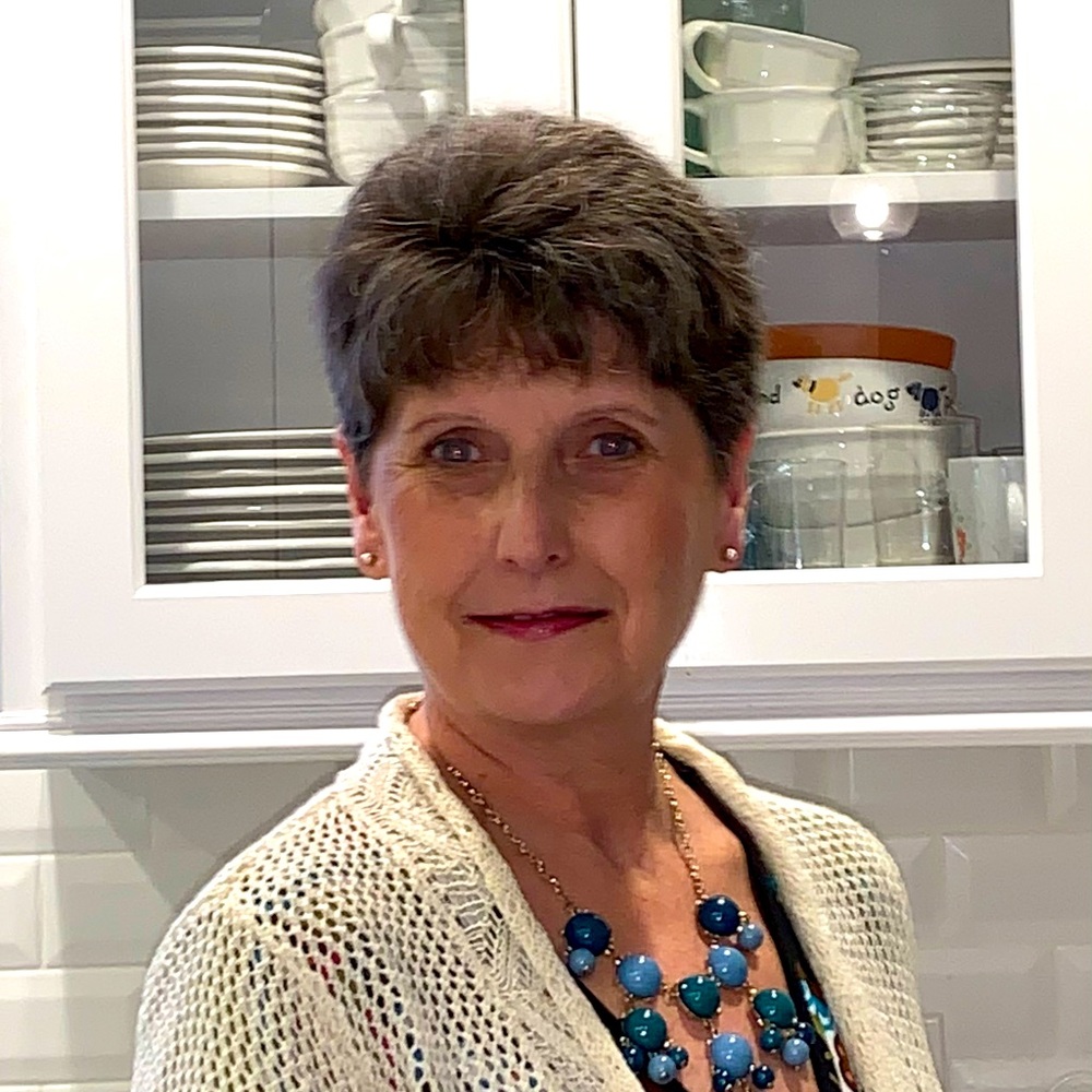 Meet your Posher, Cyrilla